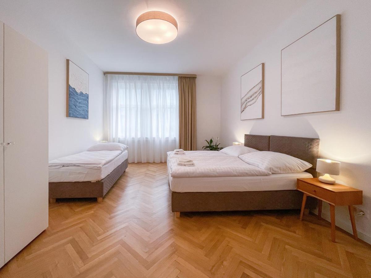 Elysian Apartment ブラチスラヴァ エクステリア 写真